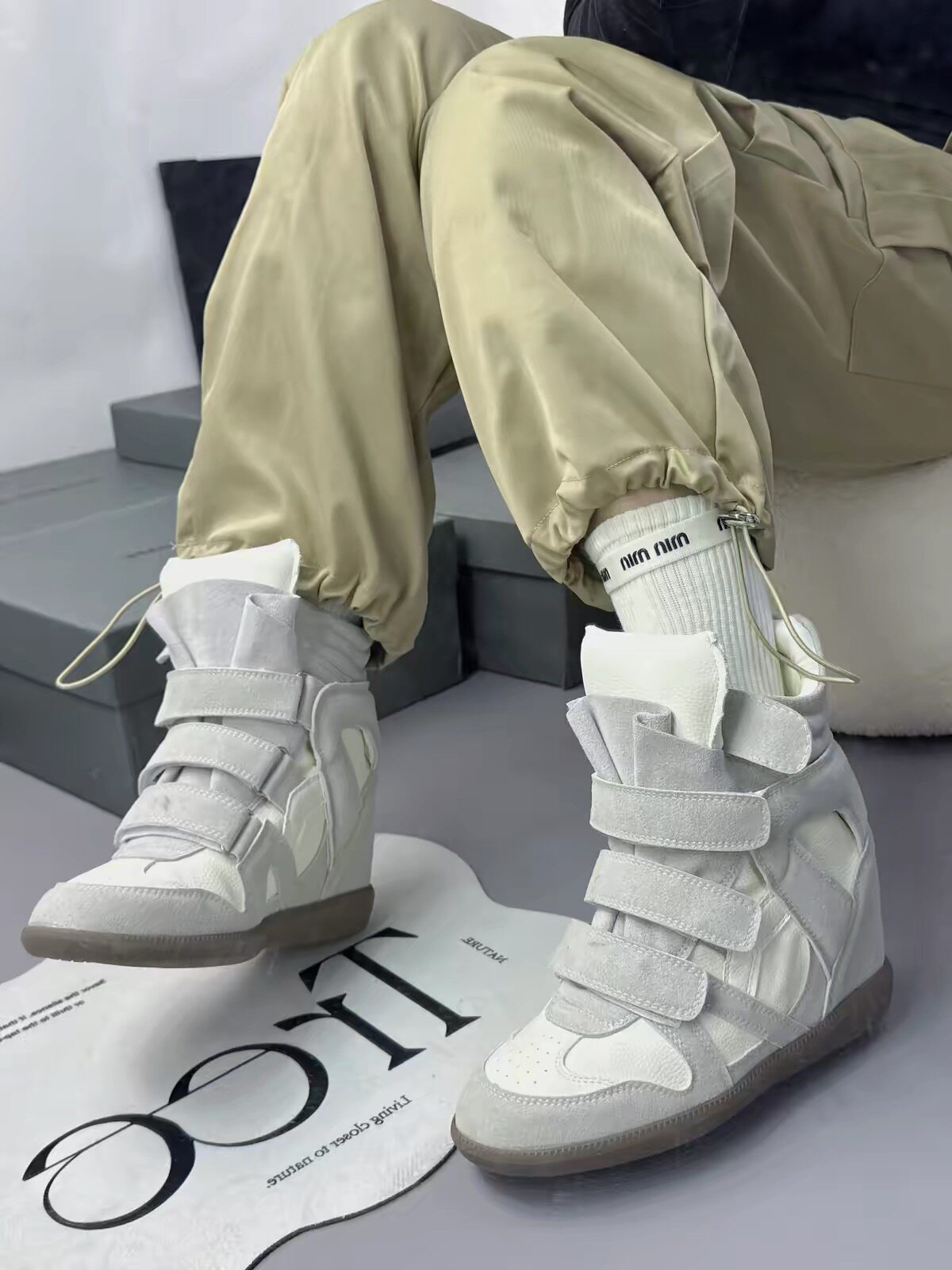 26夏季牛皮魔术贴隐形内增高8CM坡跟拼色运动休闲鞋真皮马丁靴潮