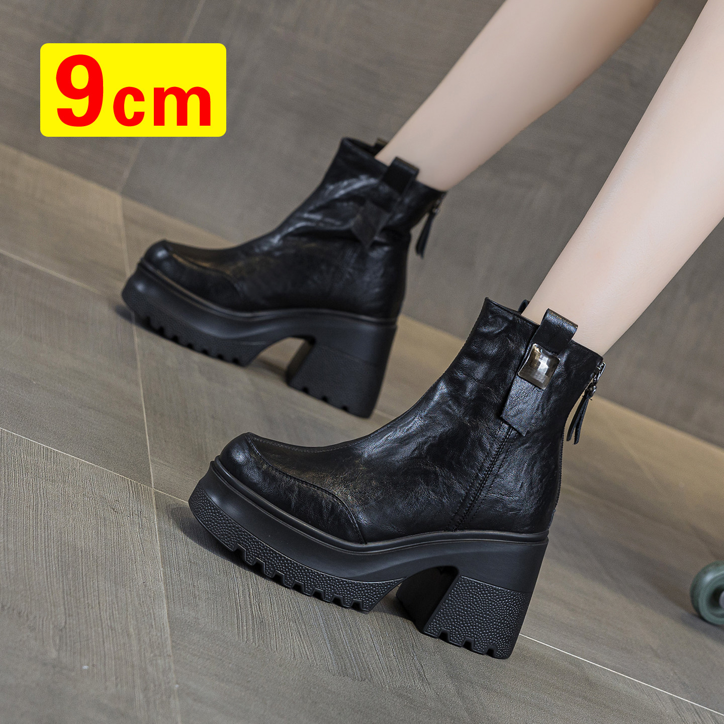 靴子女2025新款爆款粗跟短靴10cm厚底增高防水台高跟鞋黑色马丁靴
