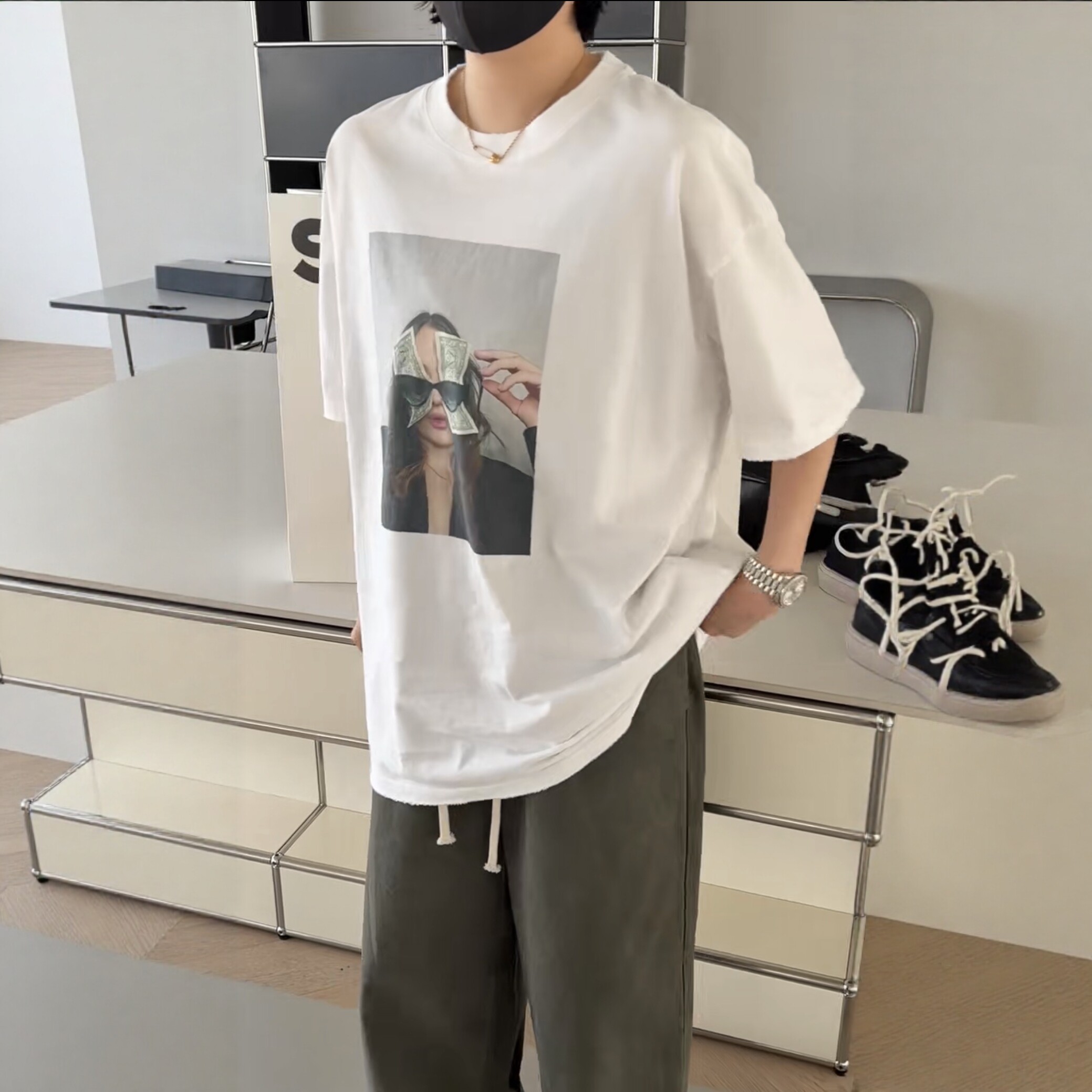 现货妍西家 诗歌兰女装26春款0223时尚百搭圆领美女磨破领短袖T恤