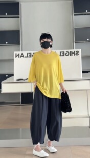 妍西家 26春夏5016时尚 百搭黄色圆领宽松短袖 T恤面膜衣 诗歌兰女装