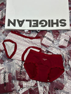 妍西家 诗歌兰女装26早春新款1522新年红舒适亲肤中腰三角内裤女