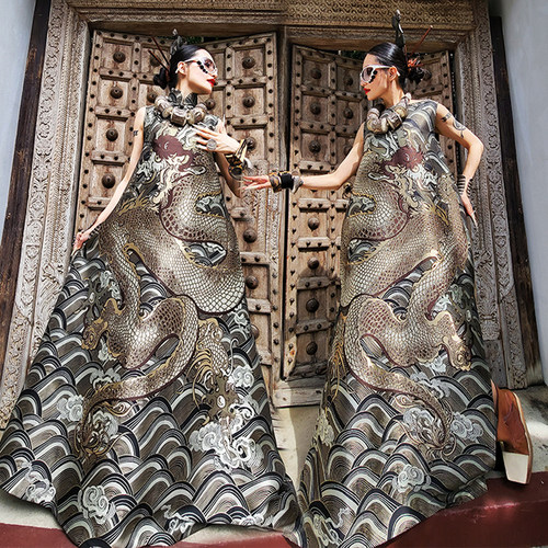 进口织锦工艺暗金龙袍