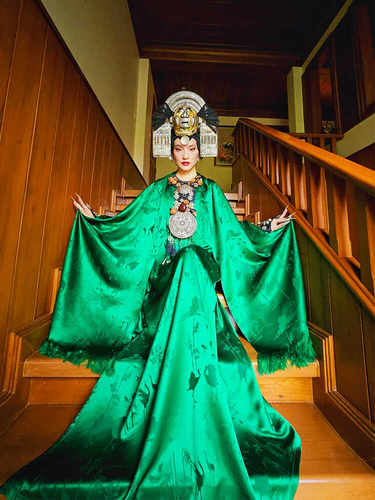 我是朱丽叶原创真丝提花缎墨鹤仙竹多用新国风吊带连衣裙