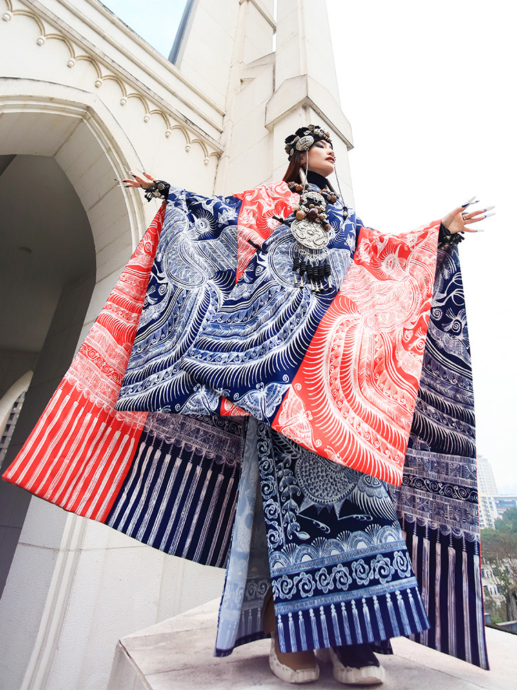 我是朱丽叶原创双面蜡染风撞色凤凰贡缎艺术薄棉多用民族风斗篷