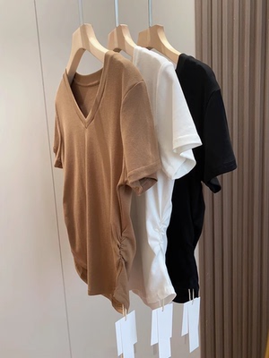 韩系设计感褶皱收腰V领短袖T恤女