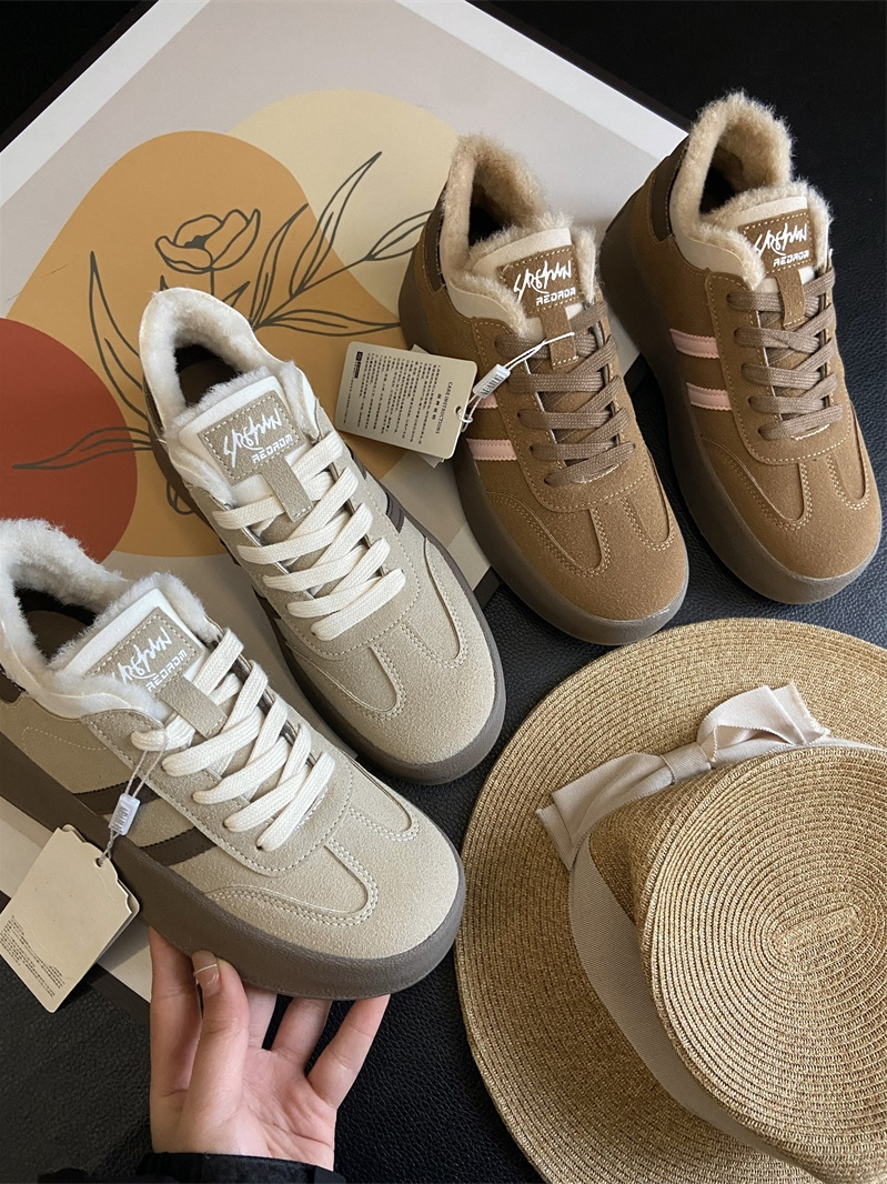 加绒真皮德训鞋板鞋女