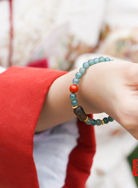 山川心语翡翠沉香南红转运手串