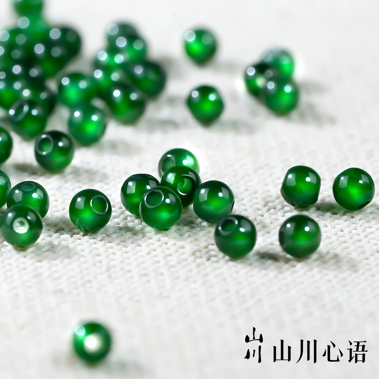 翡翠散珠阳绿小米珠天然缅甸串珠