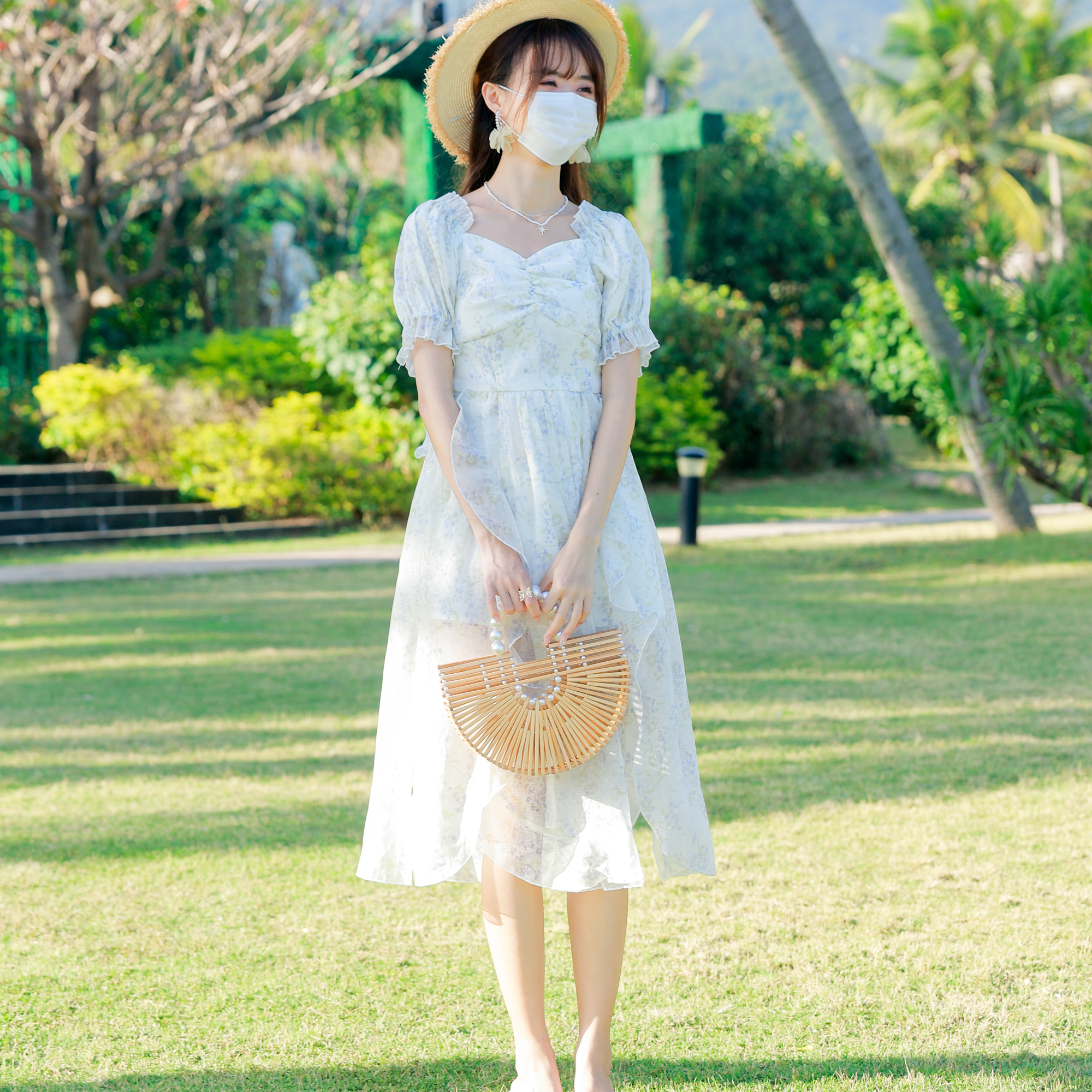 月光之曲 花崎鹿浪漫度假绝美一字肩连衣裙仙女夏碎花长裙荷叶边
