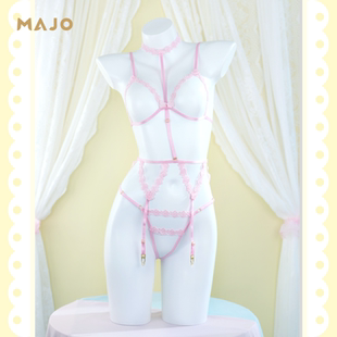 「MAJO-芭乐冰茶」夏季透视性感诱惑刺绣挂脖镂空吊袜带内衣套装