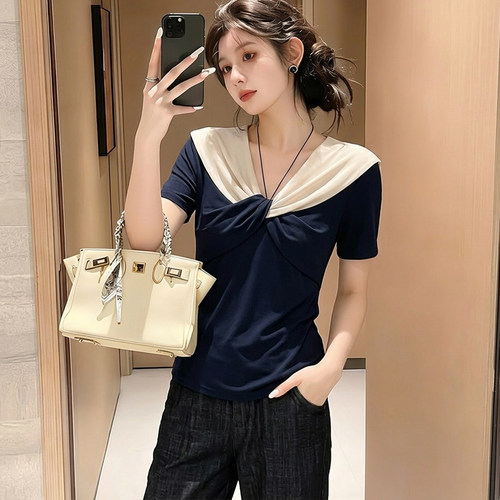 大码女装拼色v领扭结短袖t恤衫2026夏装时尚胖mm洋气显瘦遮肉小衫