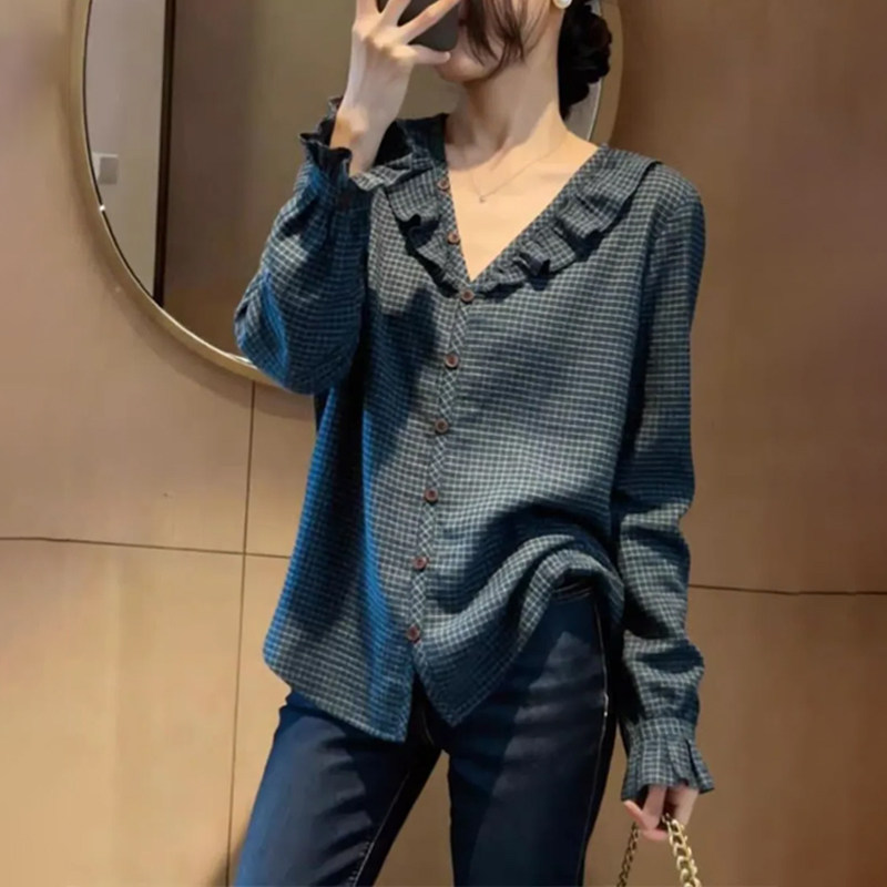 小众设计感木耳边v领长袖衬衫女2026春季大码胖MM巨显瘦遮肉上衣