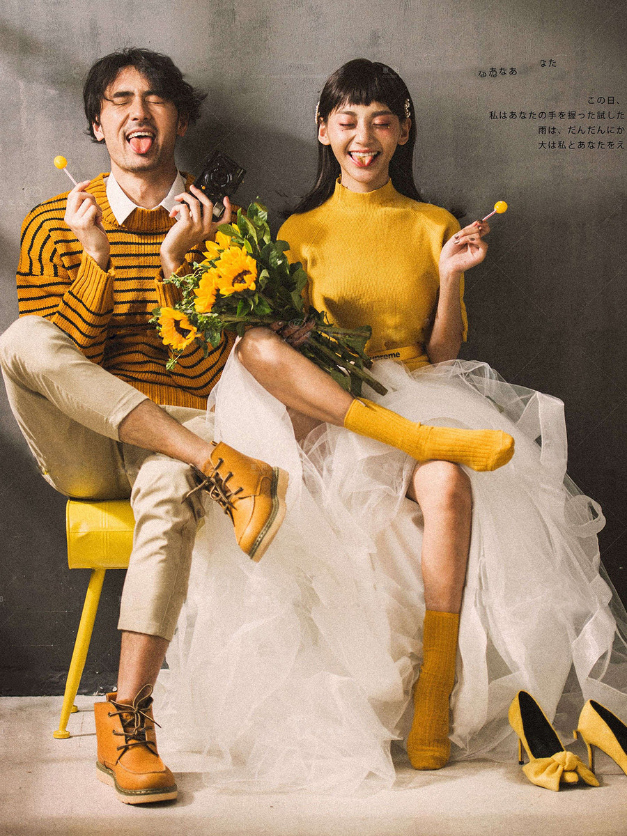 影楼主题服装新款潮女时尚街拍性感个性情侣外景旅拍毛衣婚纱网红