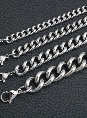 日韩版欧美款朋克嘻哈粗宽大侧身链扭链钛钢男女项链马鞭链锁骨链