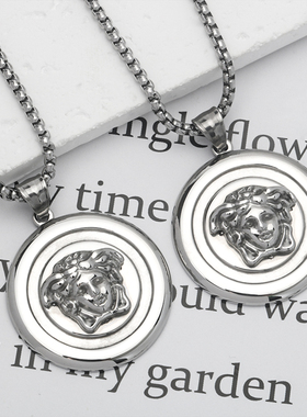 不锈钢钛钢男女美杜莎项链