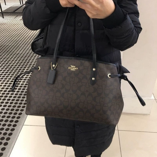 Демисезонная трендовая модная вместительная и большая сумка на одно плечо для матери и ребенка, рюкзак, Гонконг, из натуральной кожи