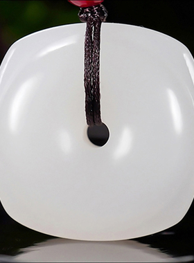 新疆大师郭磊作品和田玉过灯羊脂白玉平安扣方扣挂件17.41克