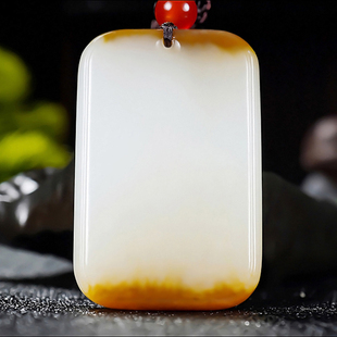 新疆大师冯立辉作品和田玉且末料天地糖羊脂白玉平安无事牌26.97