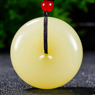 新疆大师冯立辉作品 和田玉若羌黄玉平安扣挂件38.43克