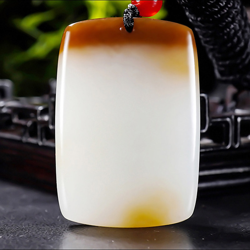 新疆大师郭磊作品和田玉糖羊脂白玉且末金山料平安无事牌31.03克