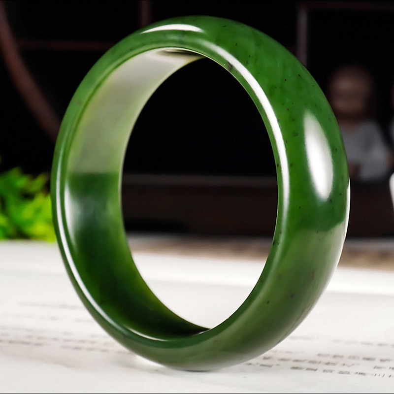 新疆谭琪俊作品和田玉俄料7号矿红皮碧玉手镯81.25克 内径59mm