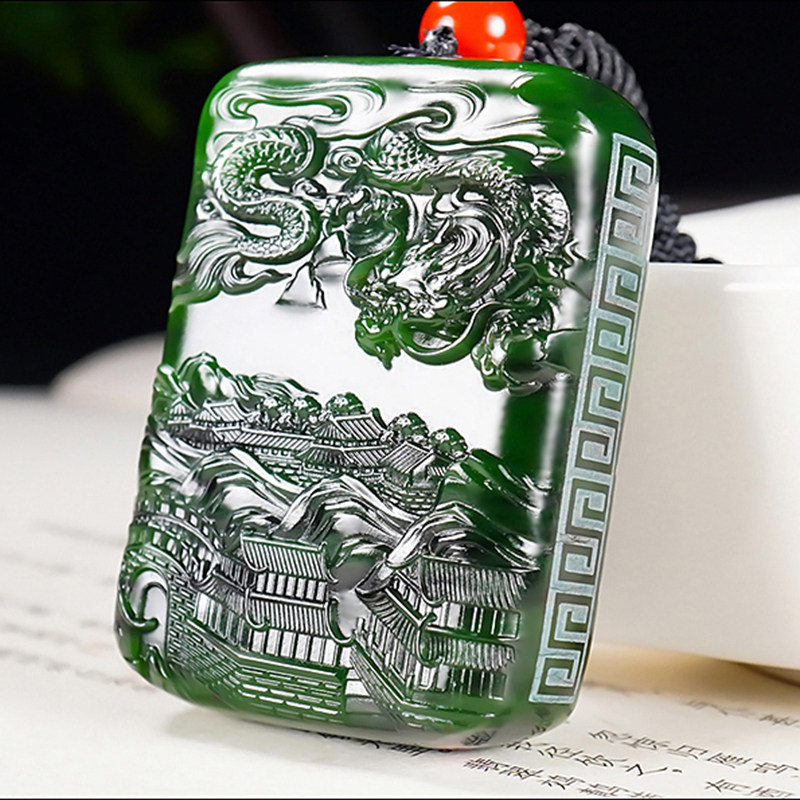 大师张亚龙和田玉俄料阳绿7号矿红皮龙行天下山水牌挂件81.49克
