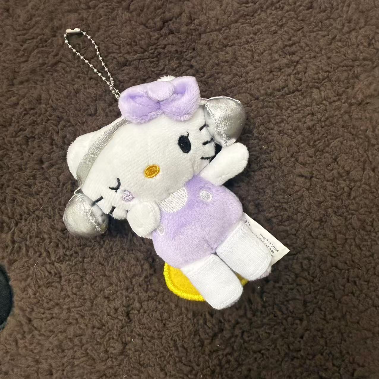 日本紫色耳机hellokitty