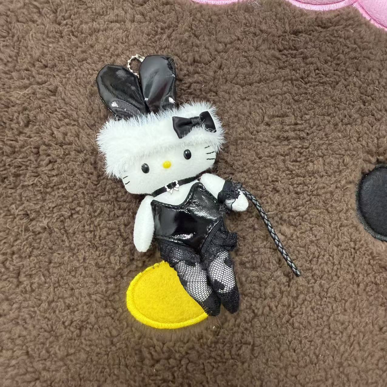 日本兔女郎hellokitty包