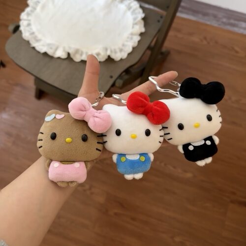 日本黑眼豆豆可爱包包挂件书包挂饰小公仔毛绒玩偶哈喽kitty猫钥