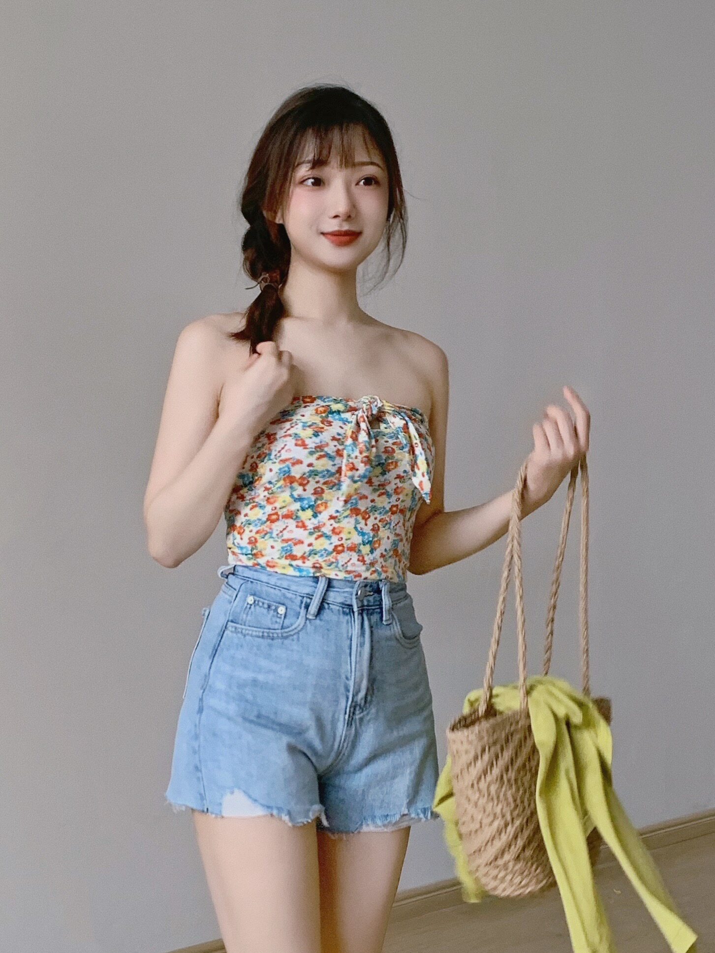 鱼没放【1件8折2件6折3件5折】碎花绑带抹胸内衣性感内搭上衣女