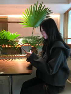 鱼没放 绵羊绒短款大衣 宽松连帽休闲毛呢厚外套