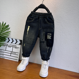 男童冬季潮牌加绒牛仔裤2024新款宝宝裤子一体加厚绒时髦儿童男孩