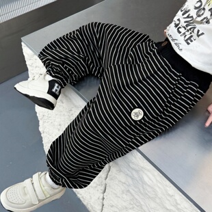 儿童针织卫裤春季2026新款男童裤子潮细条纹长裤百搭休闲裤女洋气