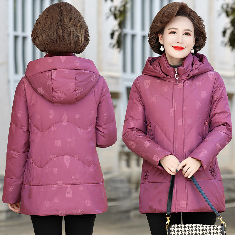 高端羽绒服女装加厚白鸭绒短款老年人洋气妈妈装宽松大码外套