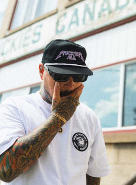 Indestructible F.E.A Snapback 多伦多机车潮牌问候刺绣软顶帽