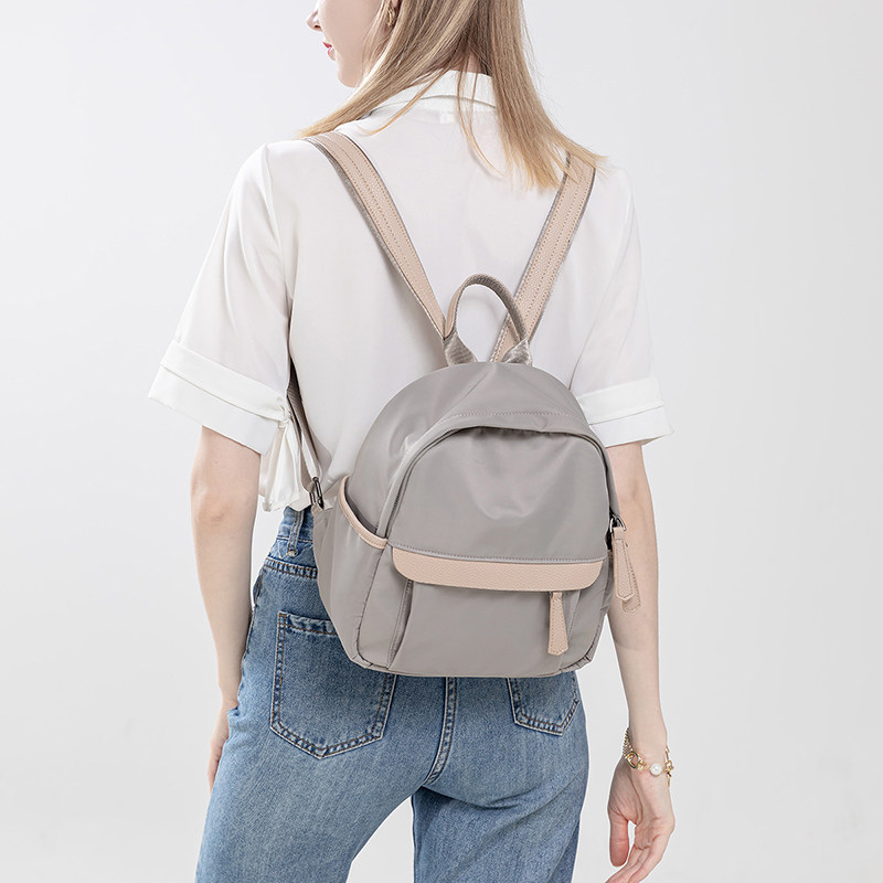 双肩包女2026新款时尚休闲洋气简约轻便防水牛津布女士迷你小背包