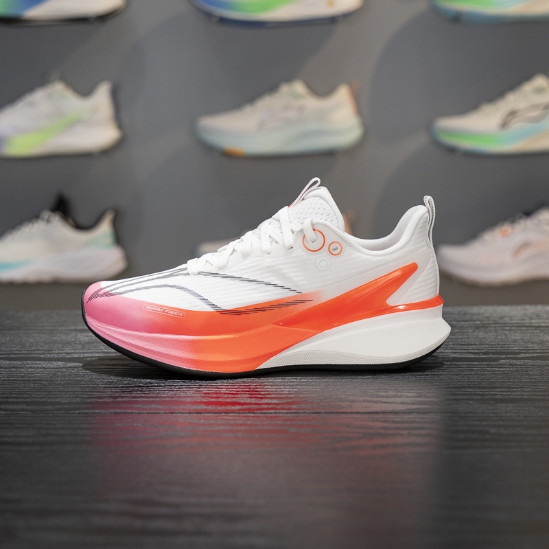 李宁四季通用缓震回弹童跑步鞋