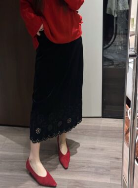 Gyantong郭彦彤100%桑蚕丝丝绒刺绣松紧腰半身裙短裙秋款QZ1059