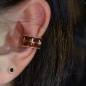 街区tag 原创美式 复古耳骨夹红色星芒耳夹女小众高级感无痛无耳洞