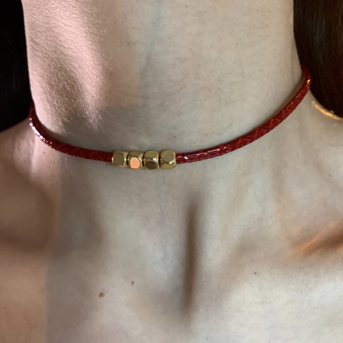 辣妹红色鳄鱼纹choker皮质项圈女小众亚文化高级锁骨链颈带细款潮