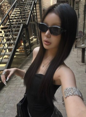 银色蕾丝十字花手镯女冷淡风欧美夸张手环臂环辣妹风手饰品2026爆