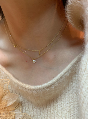 淡人bi备~金闪迷你锆石花朵锁骨链女双条叠戴颈链高级感日常百搭