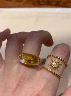 小众金色芒星戒指叠戴干花亚克力指环女春夏彩色树脂食指戒指2026