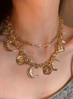 日月流苏人像吊坠金属项链