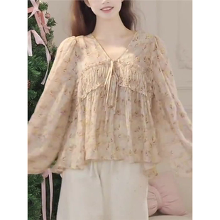 碎花V领雪纺衫春夏女上衣2026新款很仙的娃娃衫灯笼袖甜美小衫