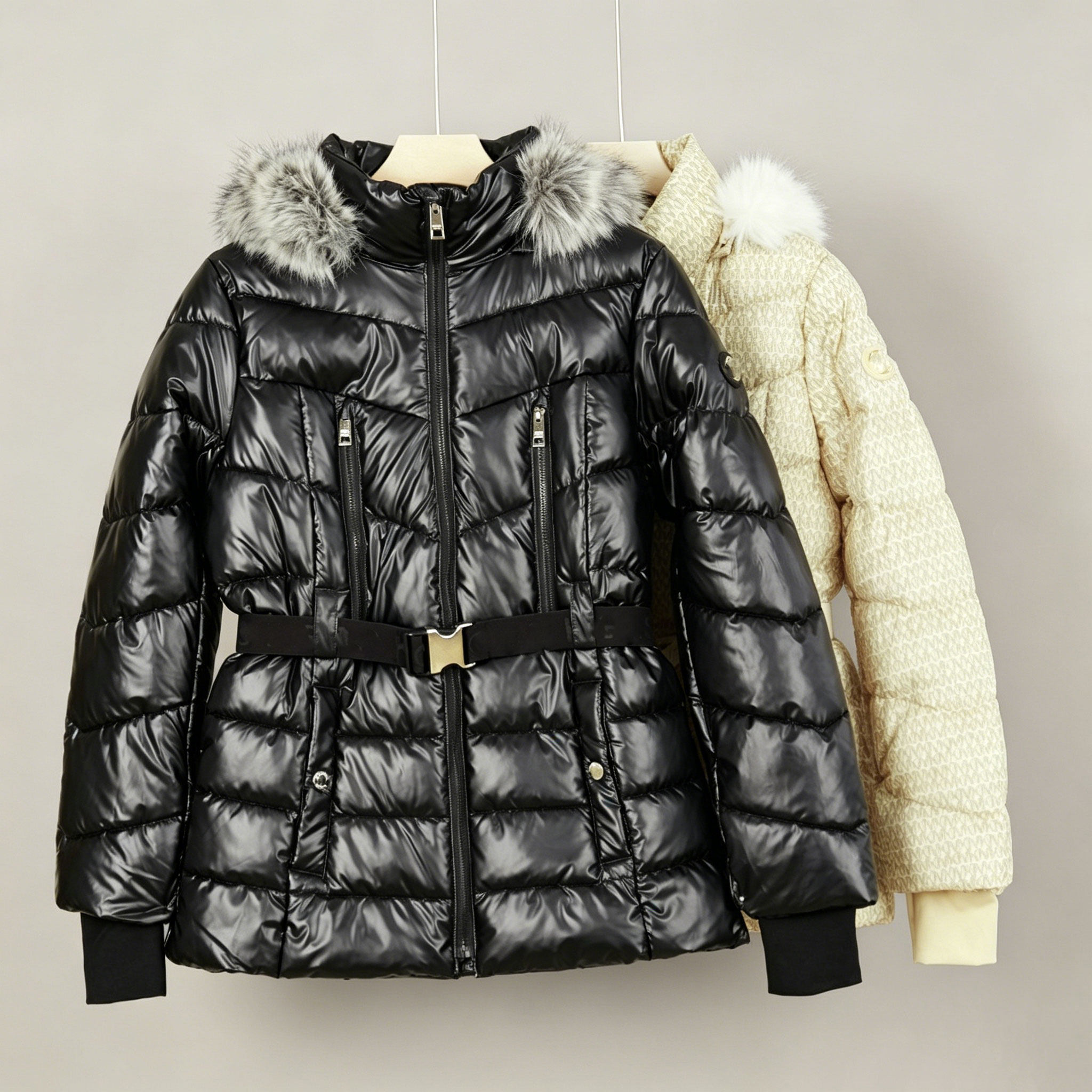 厚实光面连帽可拆毛领防风棉服女