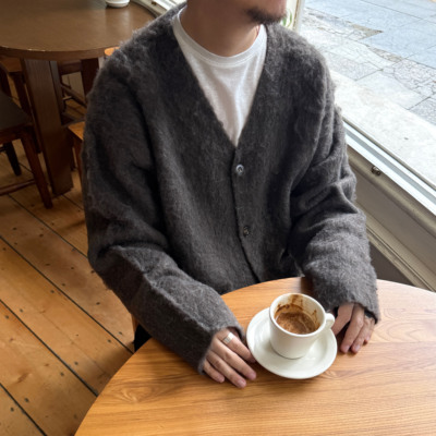 北欧羊毛拉绒做旧复古开衫毛衣