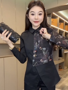 翻领弹力棉长袖衬衫女款2026新款高知小资上衣撞色收腰OL通勤衬衣