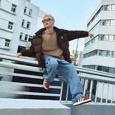 三叶草男子羽绒服外套KS6082