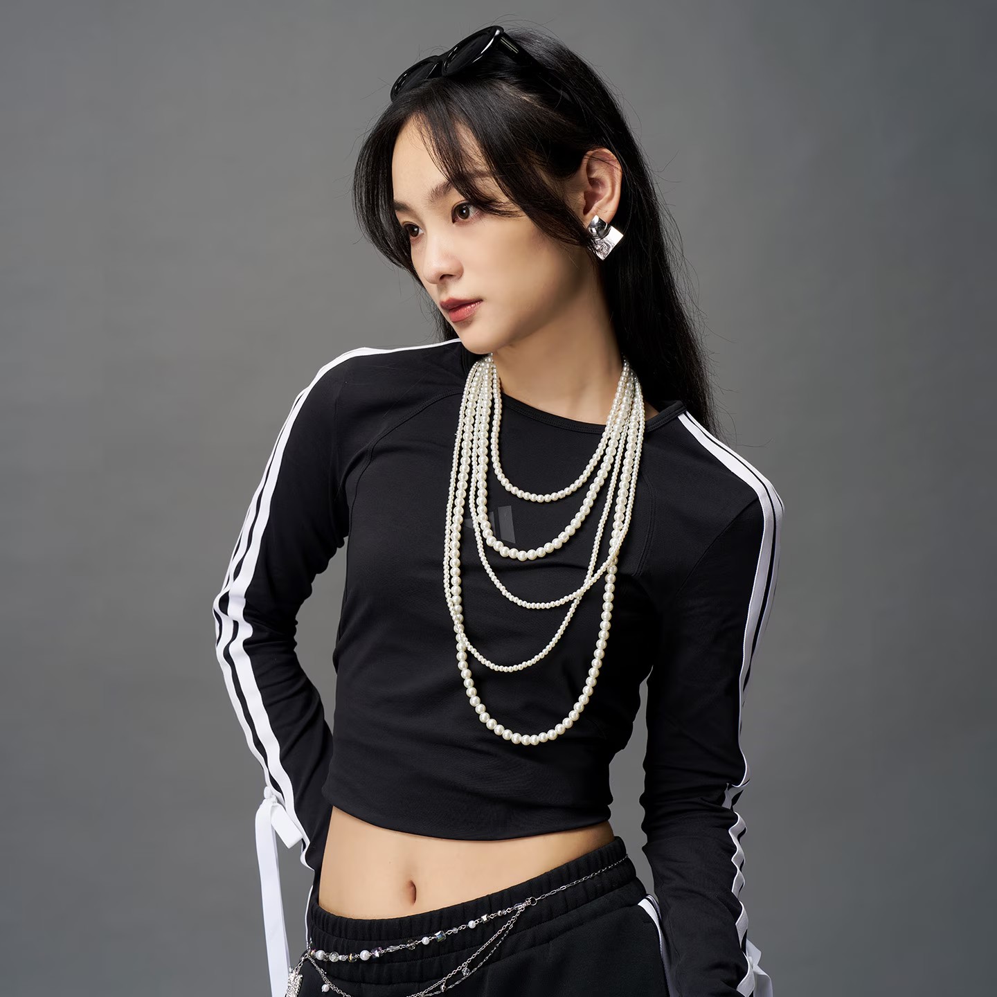 阿迪达斯女三条纹长袖T恤KG3861图片